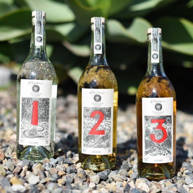 @123organictequila: excellence crafted sustainably in recycled glass with soy ink. #DrinkResponsibly.